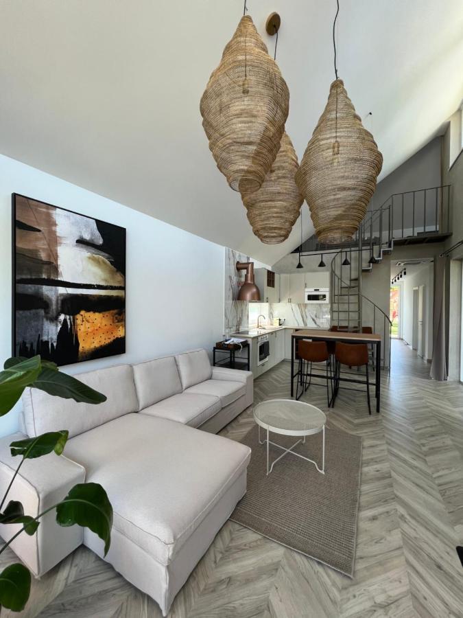 Beige Villa 巴拉腾肯尼斯 外观 照片