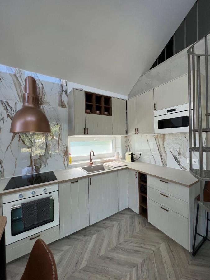 Beige Villa 巴拉腾肯尼斯 外观 照片